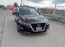 نيسان ألتيما